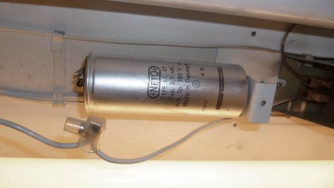 kondensator i el-armatur